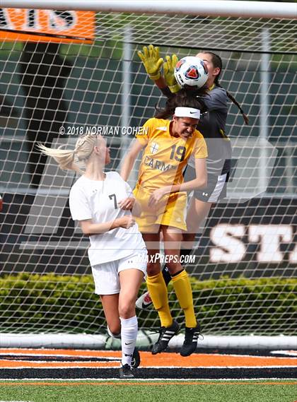 Thumbnail 3 in Carmel vs. Libertyville (IHSA Sectional Final) photogallery.