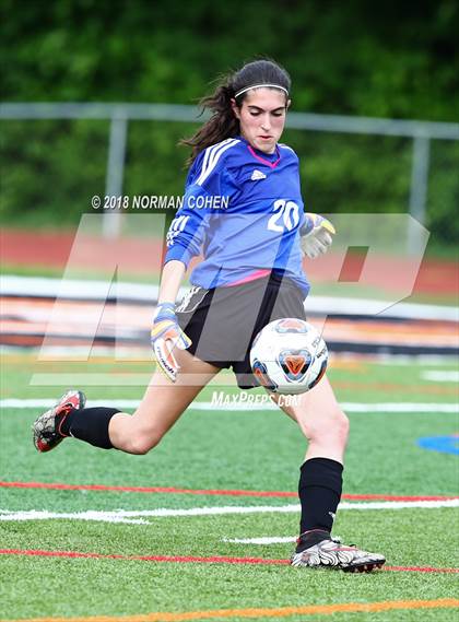 Thumbnail 1 in Carmel vs. Libertyville (IHSA Sectional Final) photogallery.
