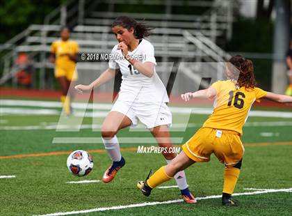 Thumbnail 2 in Carmel vs. Libertyville (IHSA Sectional Final) photogallery.
