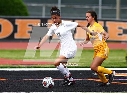 Thumbnail 2 in Carmel vs. Libertyville (IHSA Sectional Final) photogallery.