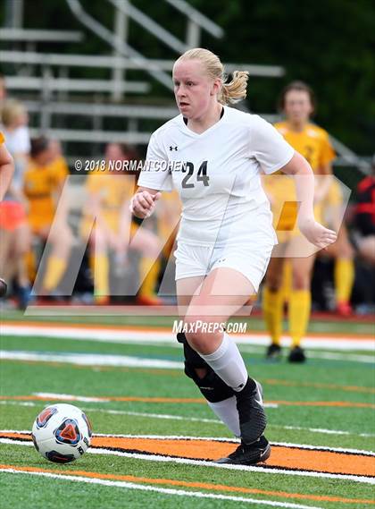 Thumbnail 2 in Carmel vs. Libertyville (IHSA Sectional Final) photogallery.