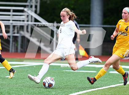 Thumbnail 3 in Carmel vs. Libertyville (IHSA Sectional Final) photogallery.