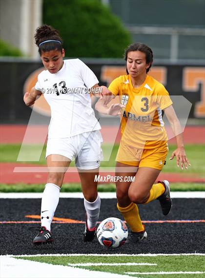 Thumbnail 2 in Carmel vs. Libertyville (IHSA Sectional Final) photogallery.