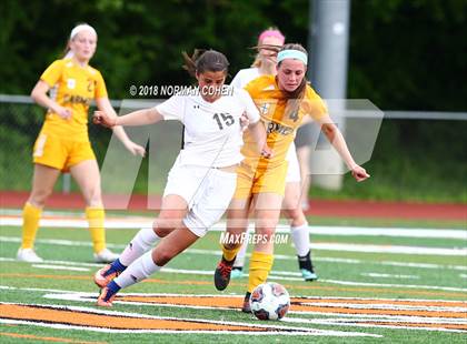 Thumbnail 3 in Carmel vs. Libertyville (IHSA Sectional Final) photogallery.