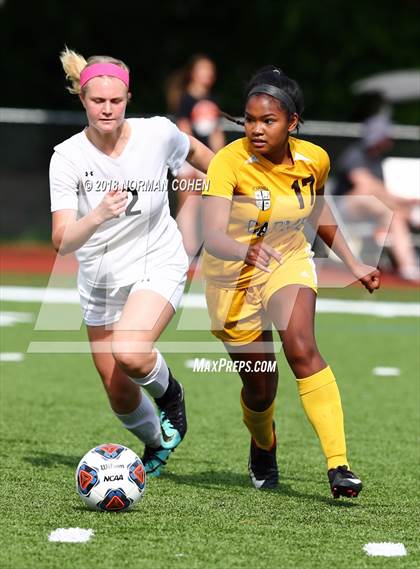 Thumbnail 3 in Carmel vs. Libertyville (IHSA Sectional Final) photogallery.