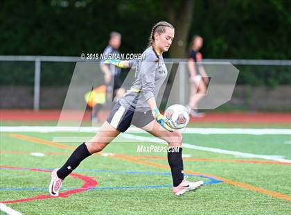 Thumbnail 2 in Carmel vs. Libertyville (IHSA Sectional Final) photogallery.