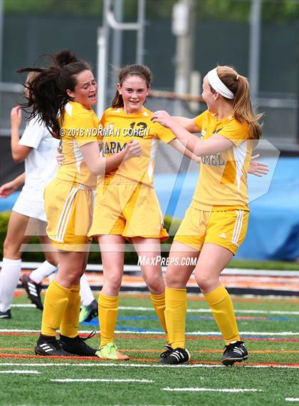 Thumbnail 3 in Carmel vs. Libertyville (IHSA Sectional Final) photogallery.