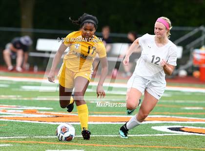 Thumbnail 2 in Carmel vs. Libertyville (IHSA Sectional Final) photogallery.