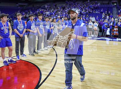 Thumbnail 1 in Hitchcock vs. Childress (UIL 3A Basketball State Final Medal Ceremony) photogallery.