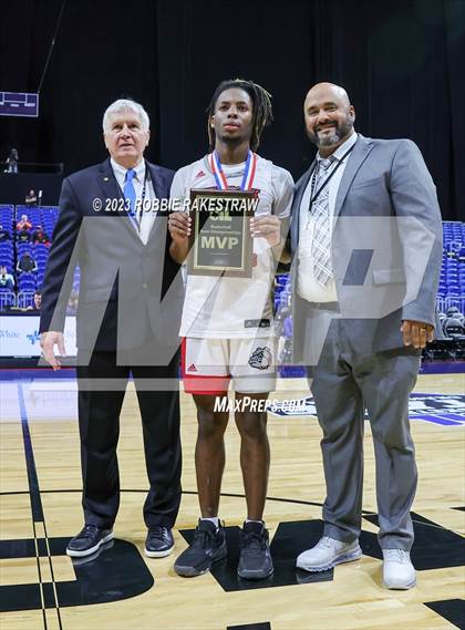Thumbnail 1 in Hitchcock vs. Childress (UIL 3A Basketball State Final Medal Ceremony) photogallery.