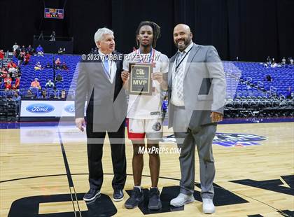 Thumbnail 3 in Hitchcock vs. Childress (UIL 3A Basketball State Final Medal Ceremony) photogallery.