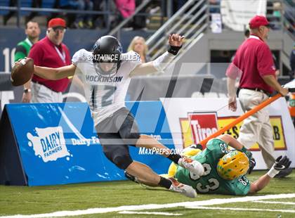 Thumbnail 1 in Tumwater vs. Hockinson (WIAA 2A Final) photogallery.