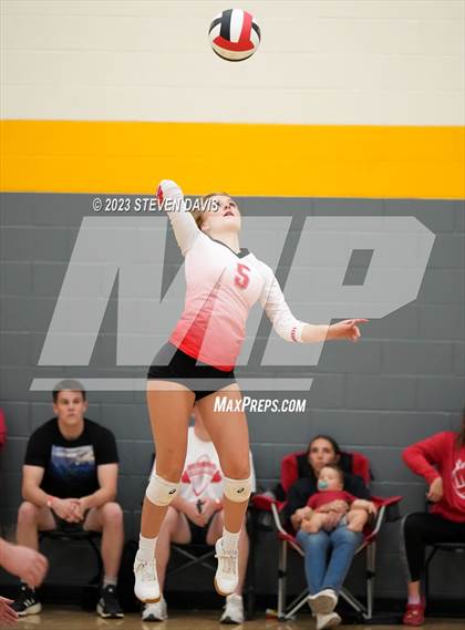 Thumbnail 3 in Combs vs. St. Johns photogallery.