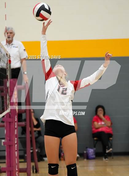 Thumbnail 2 in Combs vs. St. Johns photogallery.