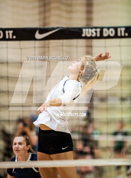 Thumbnail 2 in Tri-City Christian vs. Valencia (Nike Tournament of Champions) photogallery.