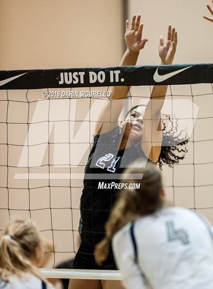 Thumbnail 3 in Tri-City Christian vs. Valencia (Nike Tournament of Champions) photogallery.