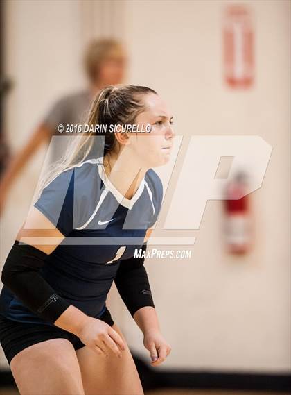 Thumbnail 2 in Tri-City Christian vs. Valencia (Nike Tournament of Champions) photogallery.
