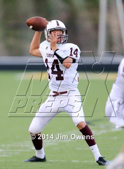 Thumbnail 2 in Turpin @ Archbishop McNicholas (2014 Crosstown Showdown) photogallery.