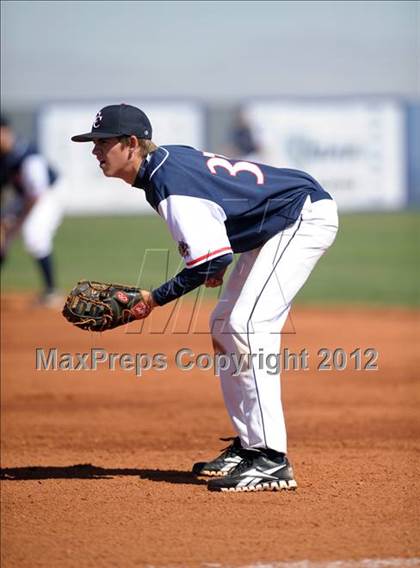 Thumbnail 3 in Coronado vs. Faith Lutheran (Lion Invitational) photogallery.