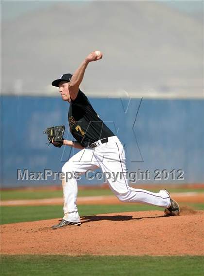 Thumbnail 3 in Coronado vs. Faith Lutheran (Lion Invitational) photogallery.