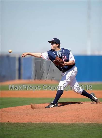 Thumbnail 2 in Coronado vs. Faith Lutheran (Lion Invitational) photogallery.