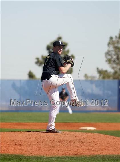 Thumbnail 2 in Coronado vs. Faith Lutheran (Lion Invitational) photogallery.