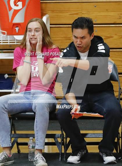 Thumbnail 2 in Selma vs. Exeter photogallery.