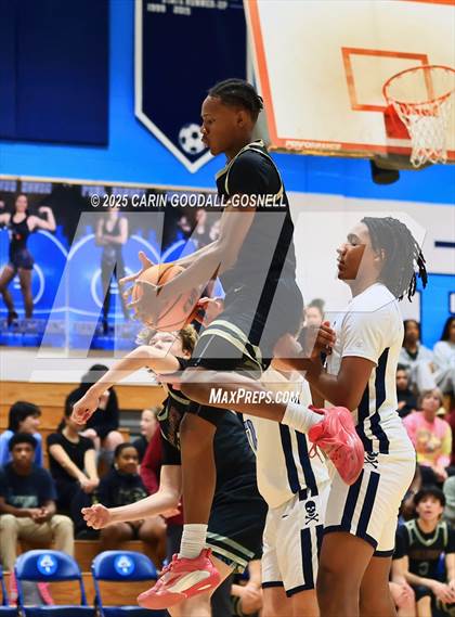 Thumbnail 1 in Dixon @ Swansboro photogallery.