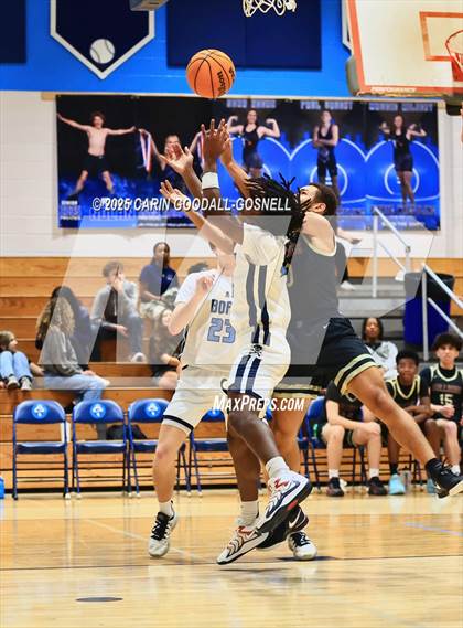 Thumbnail 2 in Dixon @ Swansboro photogallery.