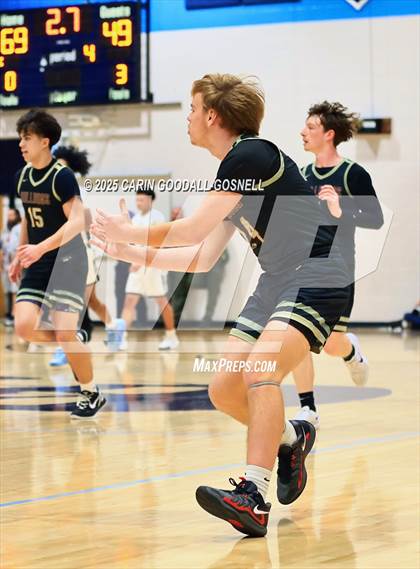 Thumbnail 3 in Dixon @ Swansboro photogallery.