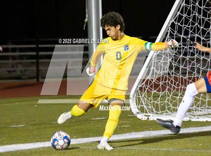 Thumbnail 1 in Juarez-Lincoln @ Cedar Park (Uil Region IV 5A D2 Soccer Semifinals) photogallery.