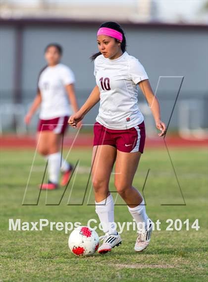 Thumbnail 2 in Kingwood Park @ Baytown Lee (UIL Bi-District 4A Region 3 Playoff) photogallery.