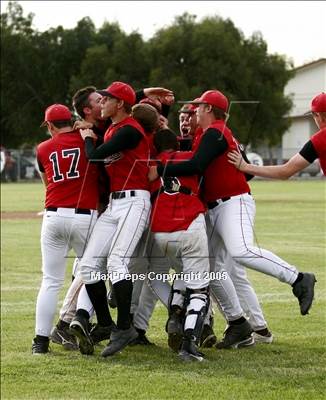 Thumbnail 3 in Corning @ Willows (Sec. Playoff) photogallery.