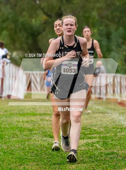 Thumbnail 2 in UIL 1A Girls Cross Country Finals photogallery.