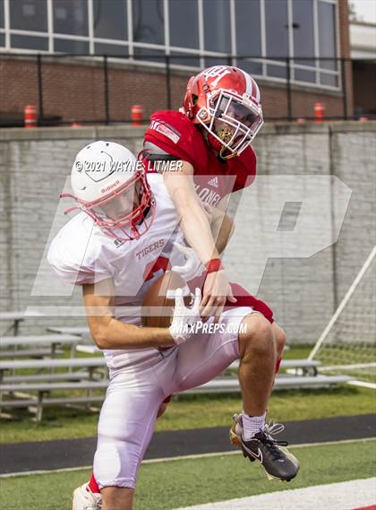 Thumbnail 3 in Dixie Heights @ Beechwood photogallery.