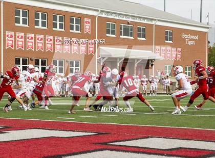 Thumbnail 2 in Dixie Heights @ Beechwood photogallery.