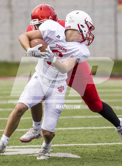 Thumbnail 3 in Dixie Heights @ Beechwood photogallery.