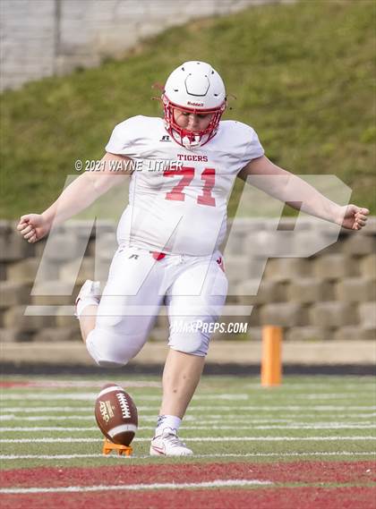 Thumbnail 3 in Dixie Heights @ Beechwood photogallery.