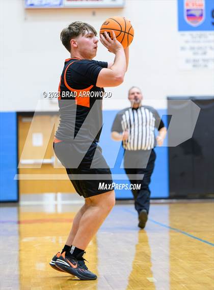 Thumbnail 2 in Davie @ North Iredell photogallery.