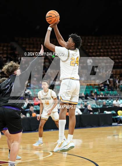 Thumbnail 3 in Mesa Ridge vs Northfield (CHSAA  5A Final Four) photogallery.
