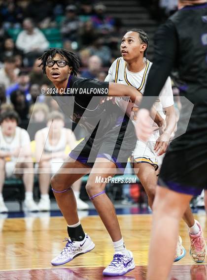 Thumbnail 2 in Mesa Ridge vs Northfield (CHSAA  5A Final Four) photogallery.