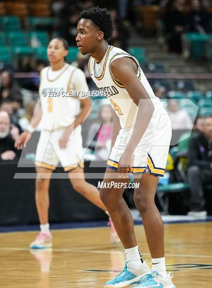 Thumbnail 2 in Mesa Ridge vs Northfield (CHSAA  5A Final Four) photogallery.