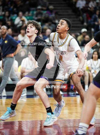 Thumbnail 2 in Mesa Ridge vs Northfield (CHSAA  5A Final Four) photogallery.