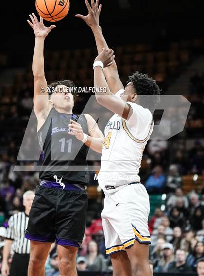 Thumbnail 3 in Mesa Ridge vs Northfield (CHSAA  5A Final Four) photogallery.
