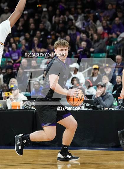Thumbnail 3 in Mesa Ridge vs Northfield (CHSAA  5A Final Four) photogallery.