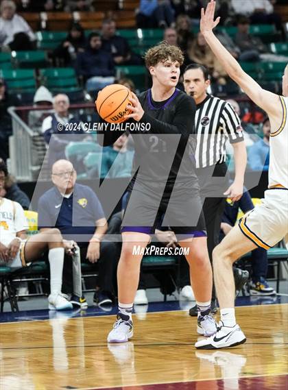 Thumbnail 1 in Mesa Ridge vs Northfield (CHSAA  5A Final Four) photogallery.