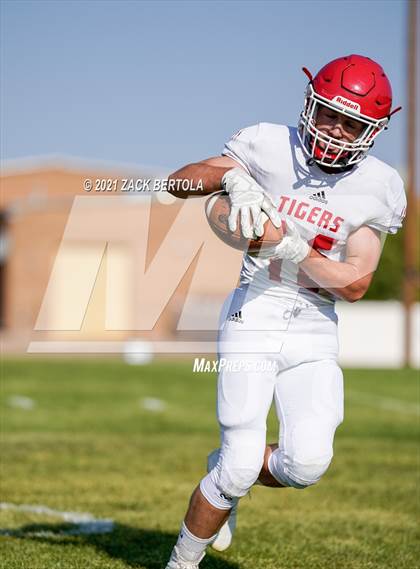 Thumbnail 3 in Milford @ Duchesne photogallery.