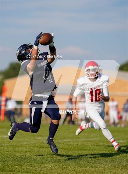 Thumbnail 3 in Milford @ Duchesne photogallery.