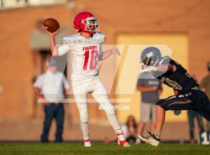 Thumbnail 3 in Milford @ Duchesne photogallery.