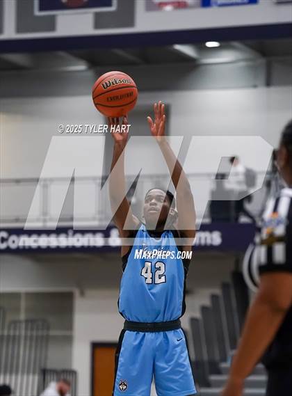 Thumbnail 3 in South Bend Saint Joseph vs. Cathedral (Sneakers for Santa Shootout) photogallery.
